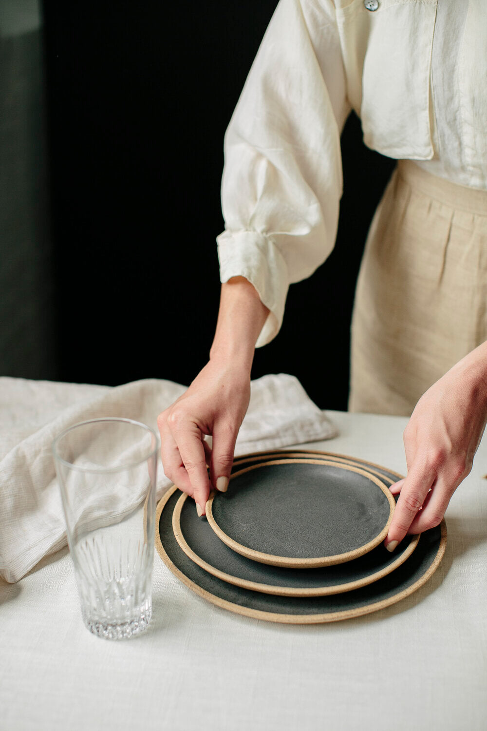 Classic Sandstone Dinner Plate